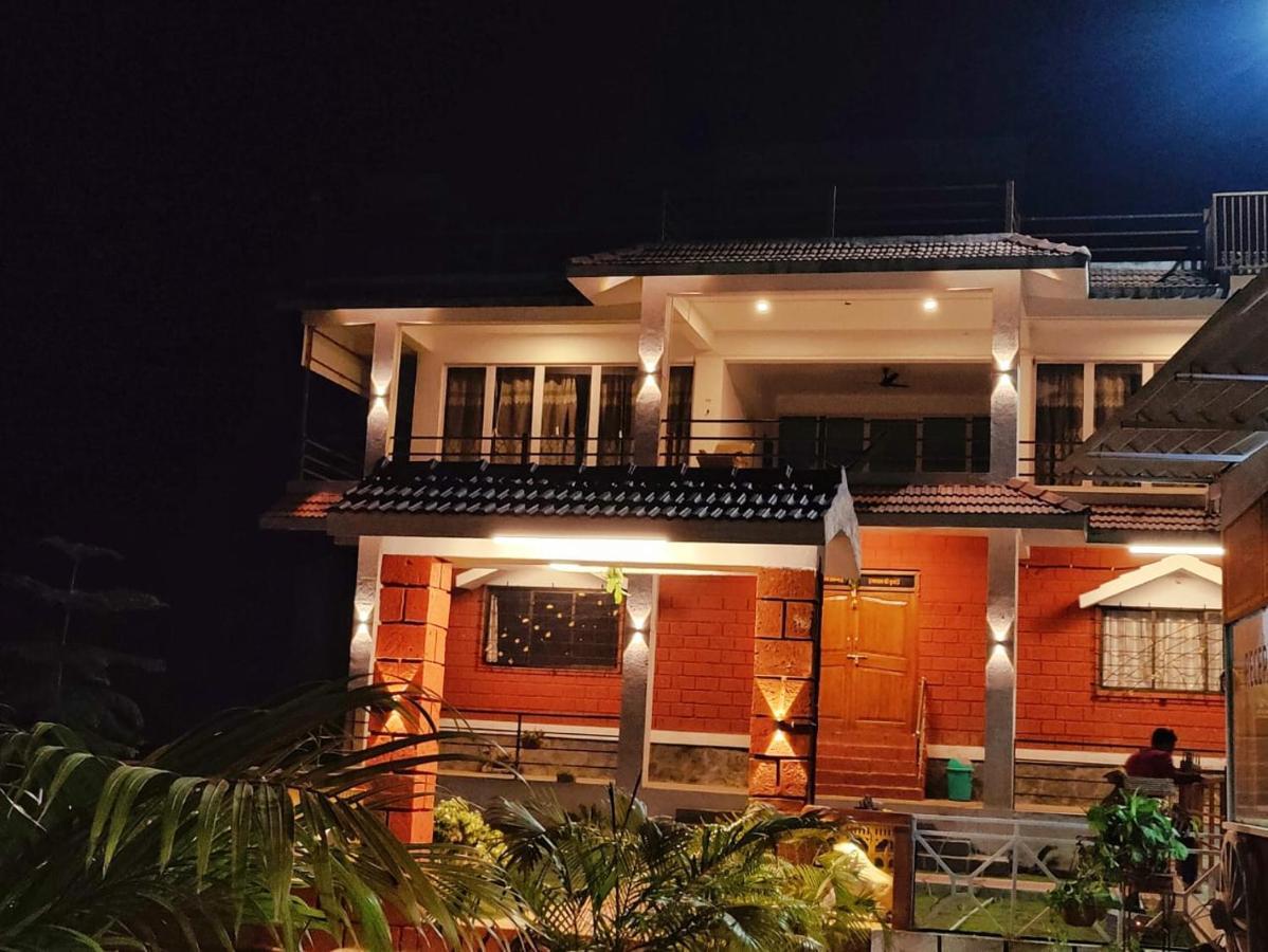 Sunshine Sea View Hotel Alībāg Exterior foto