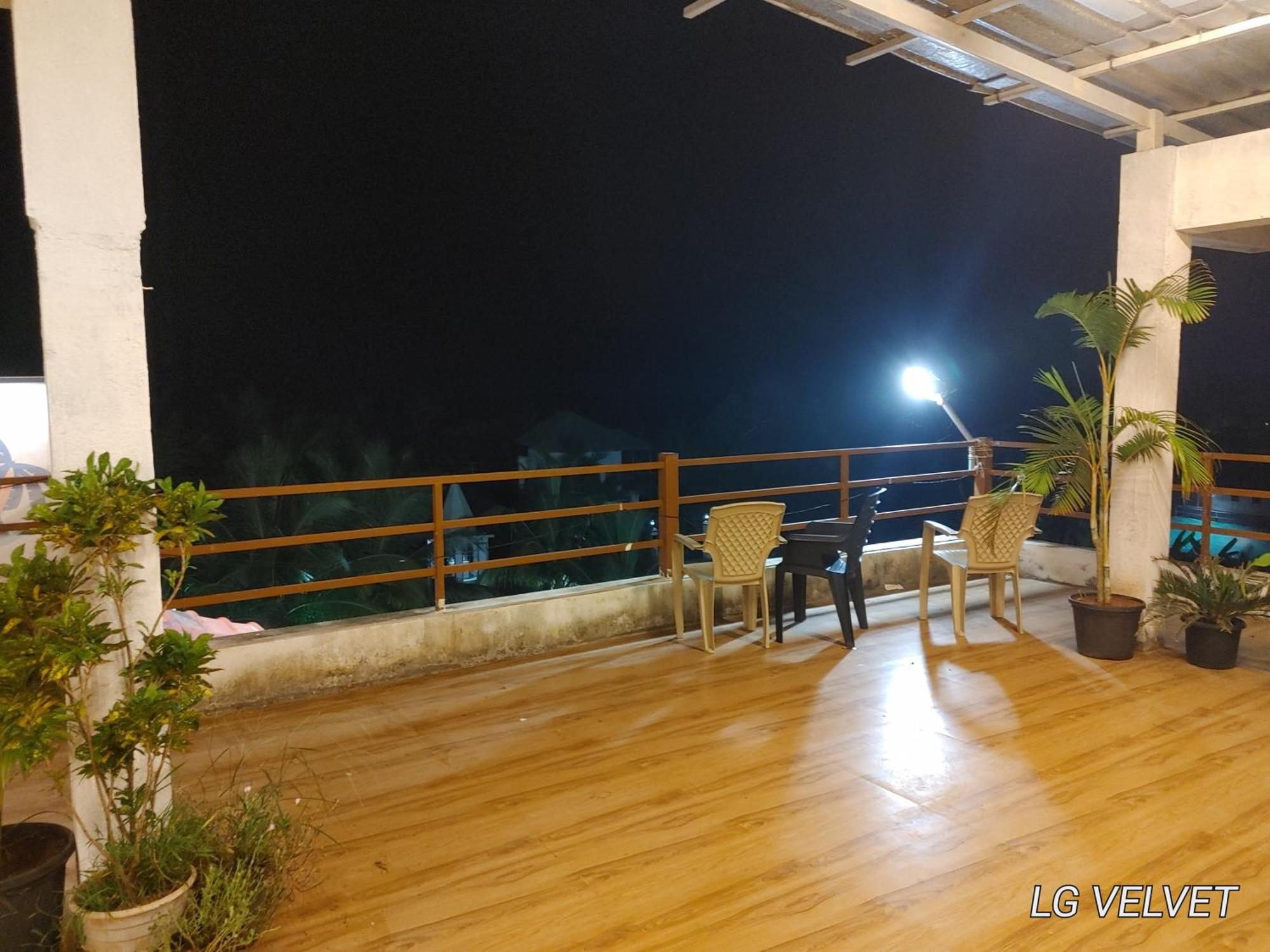 Sunshine Sea View Hotel Alībāg Exterior foto